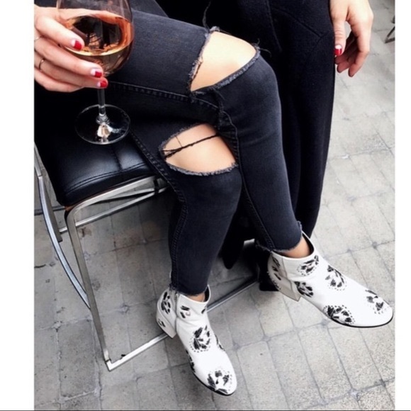 NWOT Dolce Vita Floral Leather Ankle Booties - Picture 8 of 10